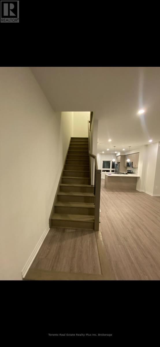 












10 - 51 SPARROW AVENUE

,
Cambridge,




Ontario
N1T2E2

