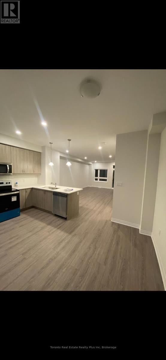 












10 - 51 SPARROW AVENUE

,
Cambridge,




Ontario
N1T2E2

