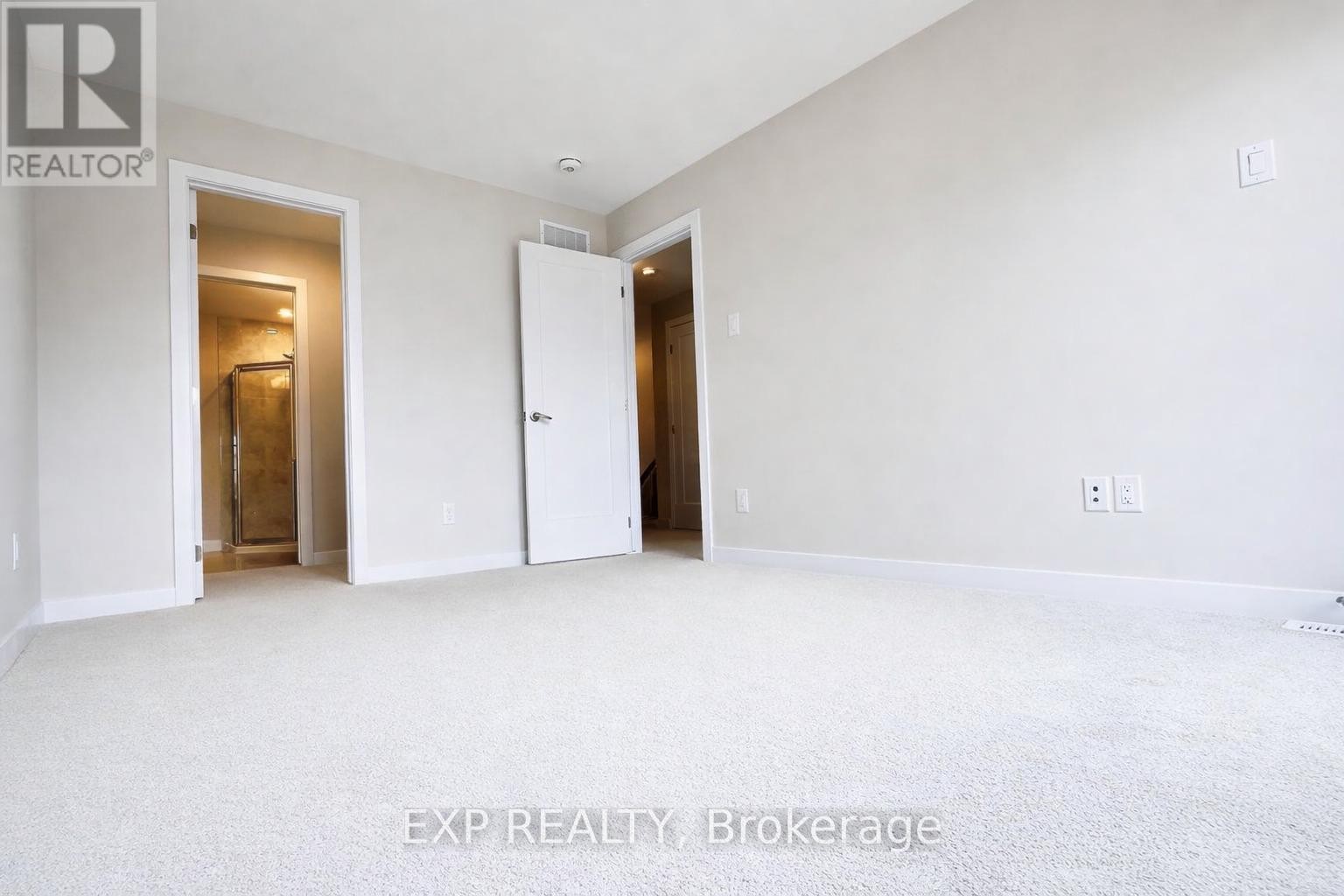 












215 SPECKLED ALDER ROW

,
Ottawa,




Ontario
K2J0V1

