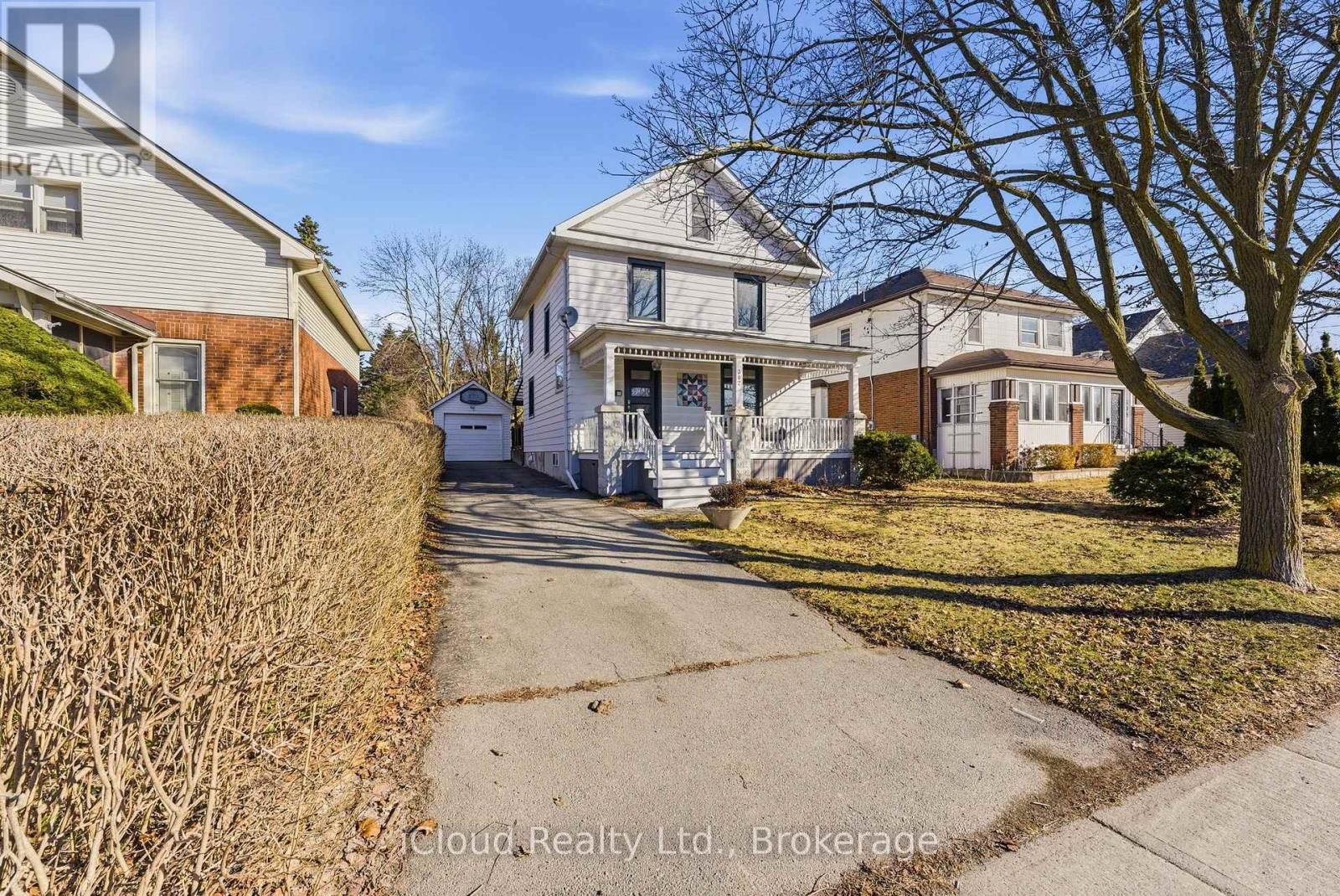 












302 BRIDGE STREET E

,
Belleville (Belleville Ward),




Ontario
K8N1P6

