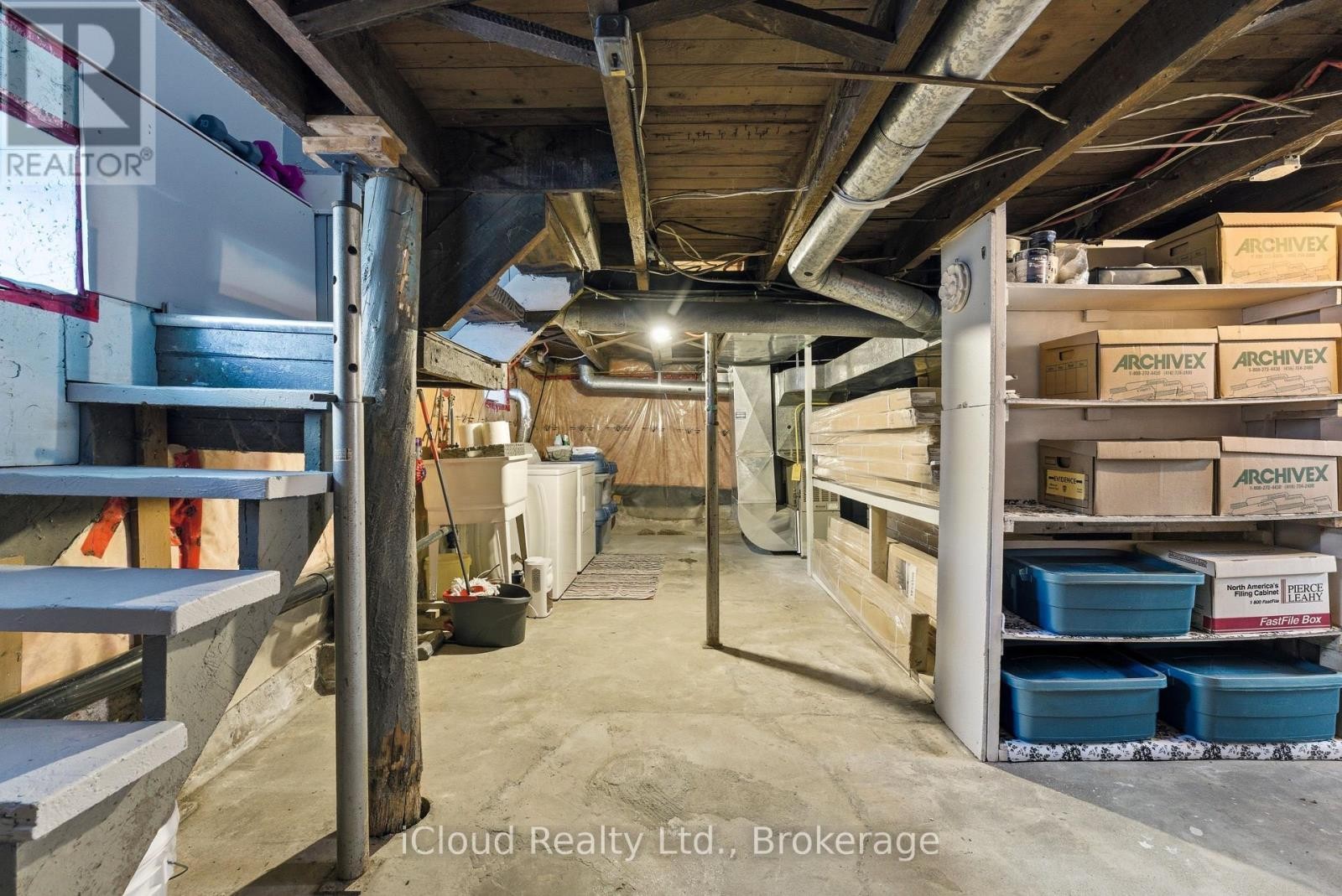 












302 BRIDGE STREET E

,
Belleville (Belleville Ward),




Ontario
K8N1P6

