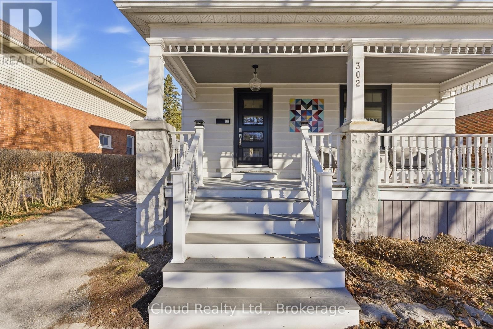 












302 BRIDGE STREET E

,
Belleville (Belleville Ward),




Ontario
K8N1P6

