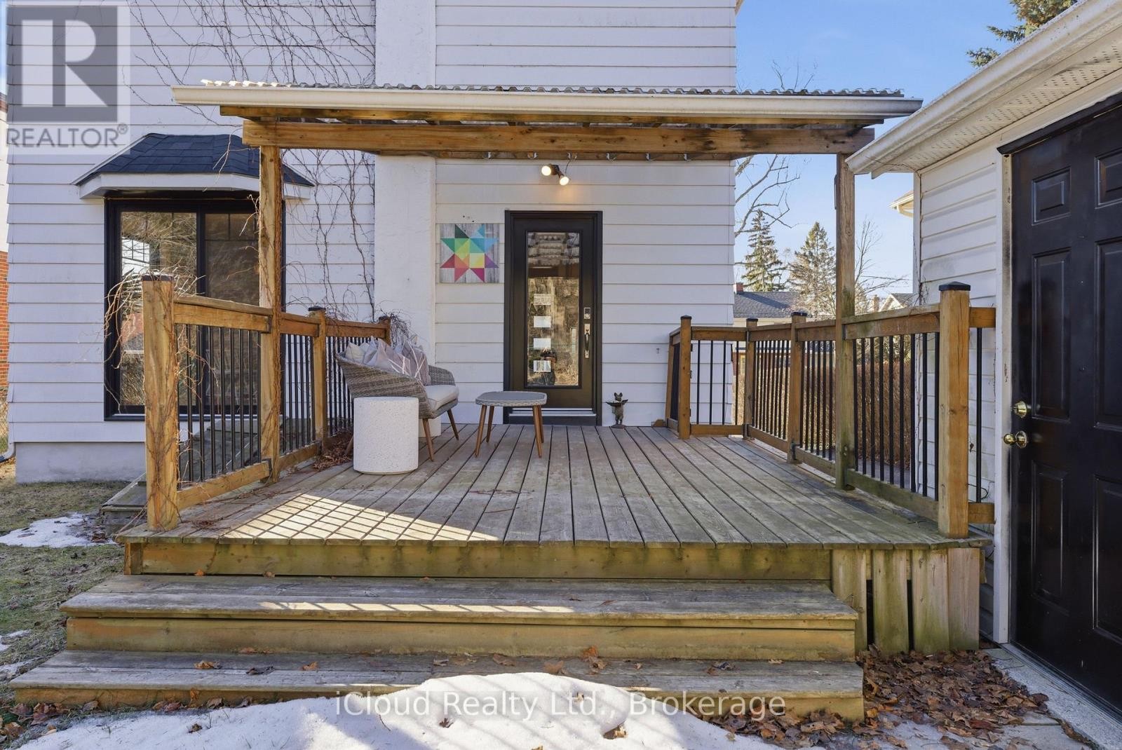 












302 BRIDGE STREET E

,
Belleville (Belleville Ward),




Ontario
K8N1P6

