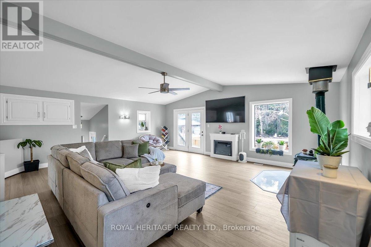 












194 CLITHEROE ROAD

,
Alnwick/Haldimand (Grafton),




Ontario
K0K2G0

