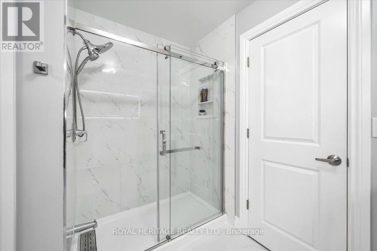 












194 CLITHEROE ROAD

,
Alnwick/Haldimand (Grafton),




Ontario
K0K2G0

