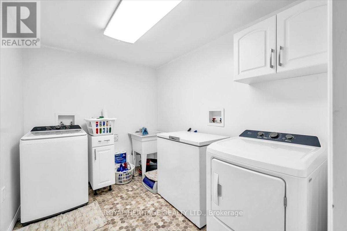 












194 CLITHEROE ROAD

,
Alnwick/Haldimand (Grafton),




Ontario
K0K2G0

