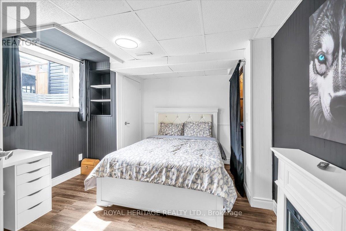 












194 CLITHEROE ROAD

,
Alnwick/Haldimand (Grafton),




Ontario
K0K2G0

