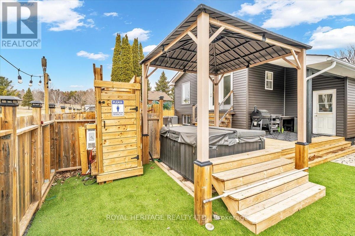 












194 CLITHEROE ROAD

,
Alnwick/Haldimand (Grafton),




Ontario
K0K2G0

