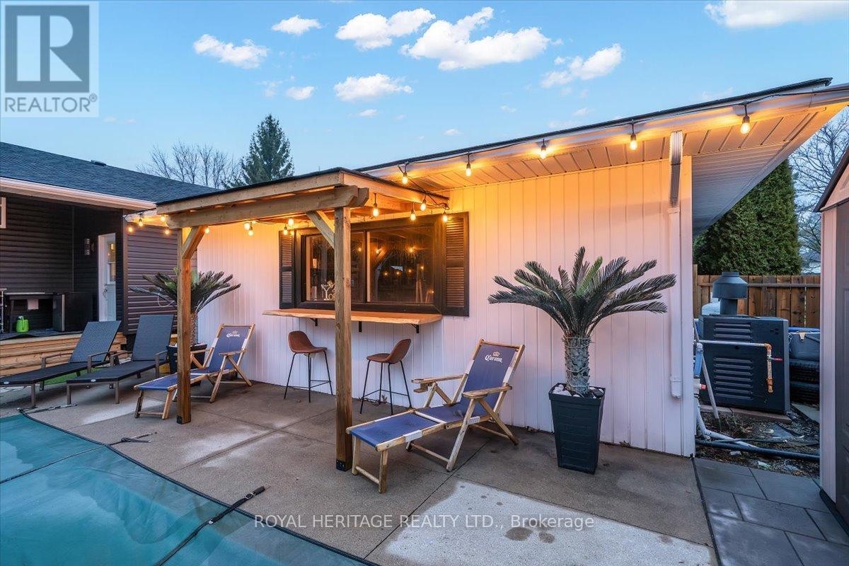 












194 CLITHEROE ROAD

,
Alnwick/Haldimand (Grafton),




Ontario
K0K2G0

