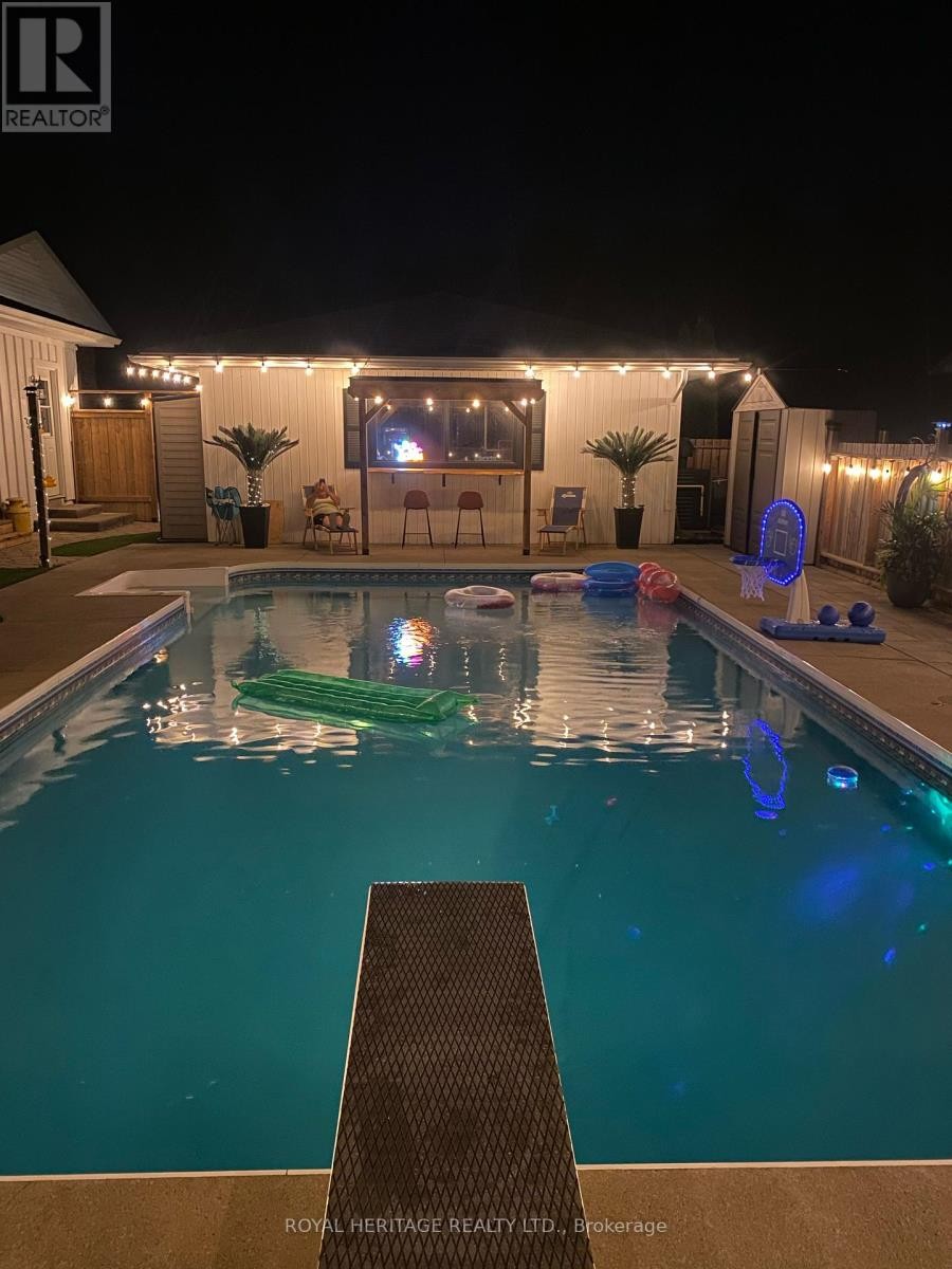 












194 CLITHEROE ROAD

,
Alnwick/Haldimand (Grafton),




Ontario
K0K2G0

