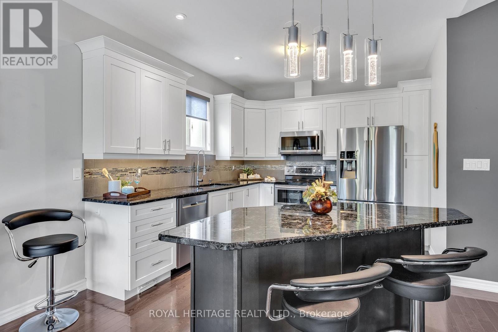 












23 OLD TRAFFORD DRIVE

,
Trent Hills (Hastings),




Ontario
K0L1Y0

