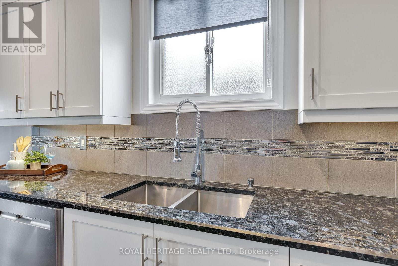 












23 OLD TRAFFORD DRIVE

,
Trent Hills (Hastings),




Ontario
K0L1Y0

