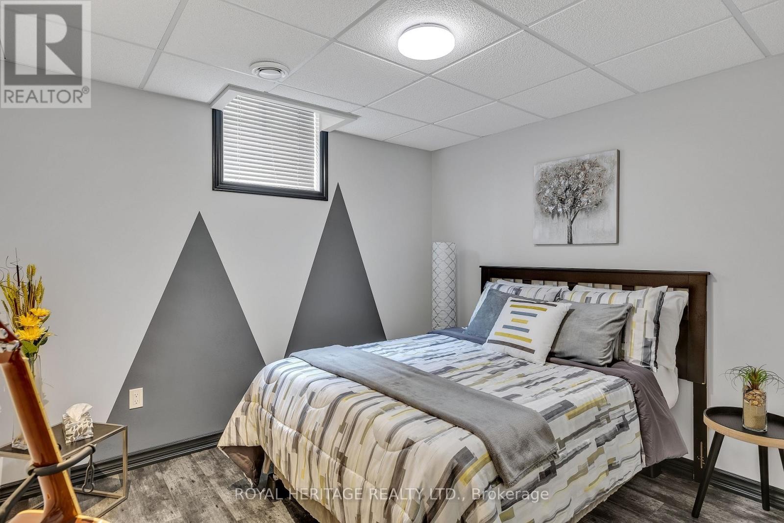 












23 OLD TRAFFORD DRIVE

,
Trent Hills (Hastings),




Ontario
K0L1Y0

