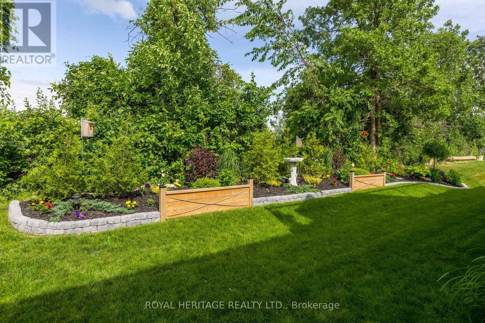 












23 OLD TRAFFORD DRIVE

,
Trent Hills (Hastings),




Ontario
K0L1Y0

