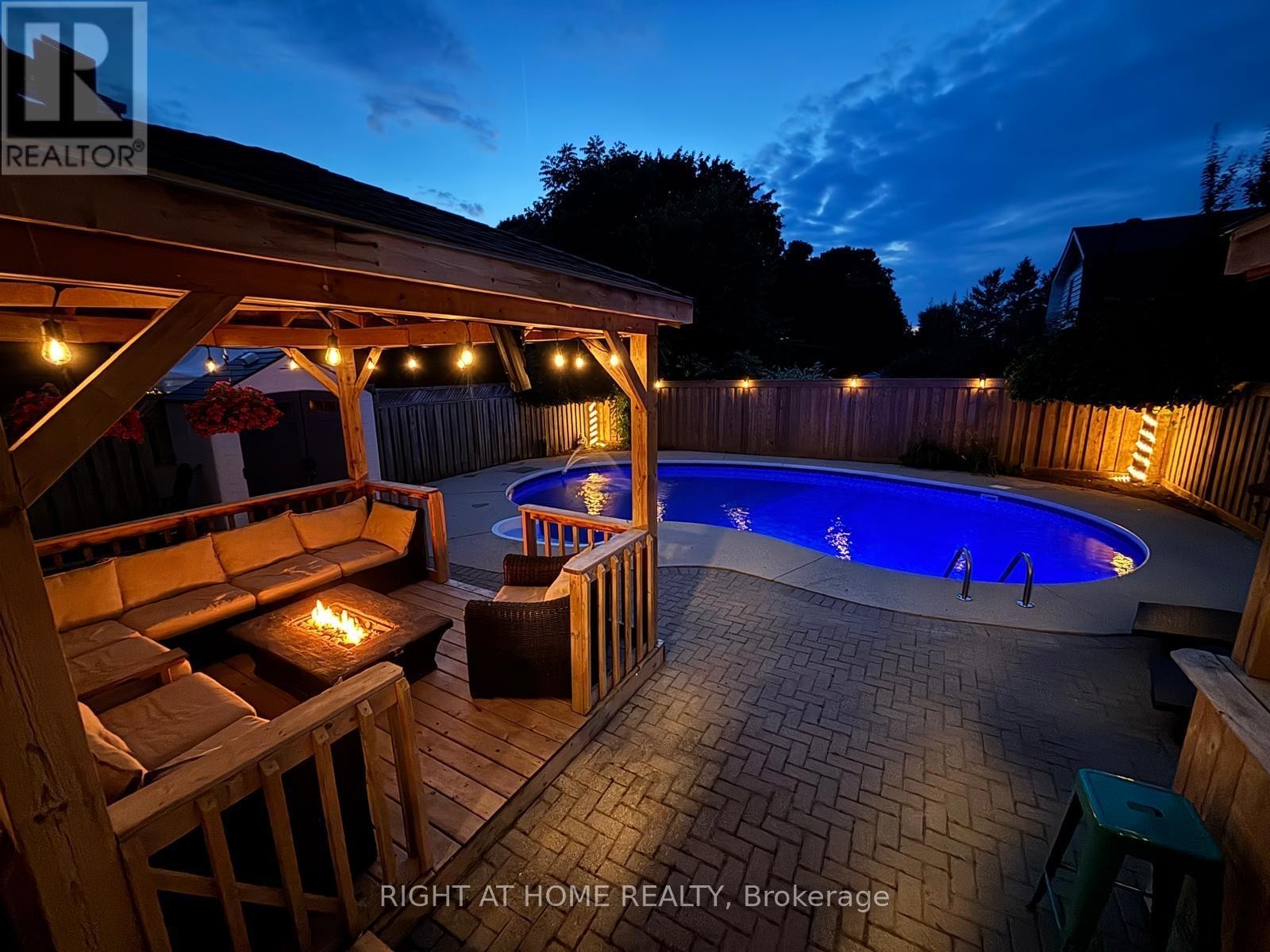 












786 8TH STREET E

,
Owen Sound,




Ontario
N4K1L9


