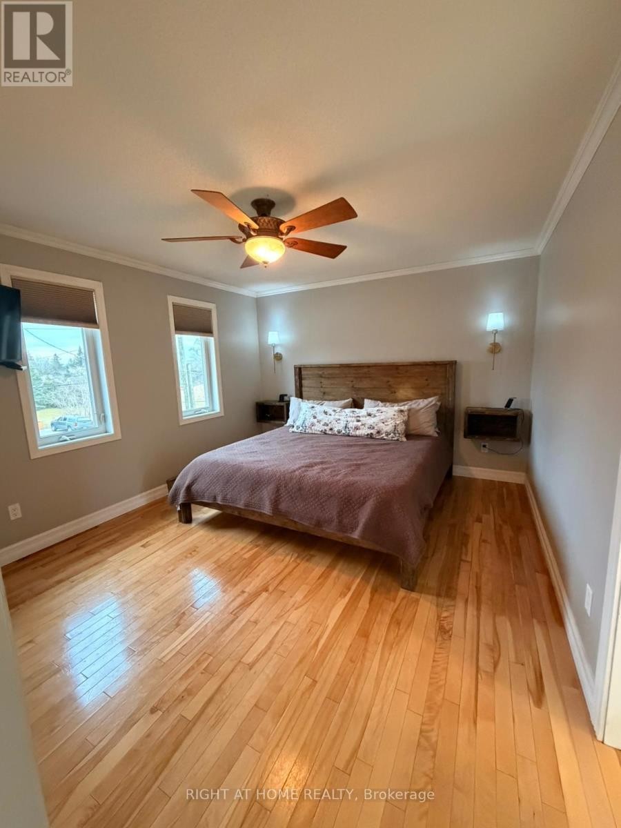 












786 8TH STREET E

,
Owen Sound,




Ontario
N4K1L9

