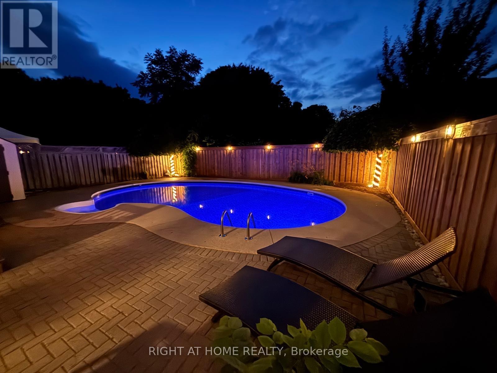 












786 8TH STREET E

,
Owen Sound,




Ontario
N4K1L9

