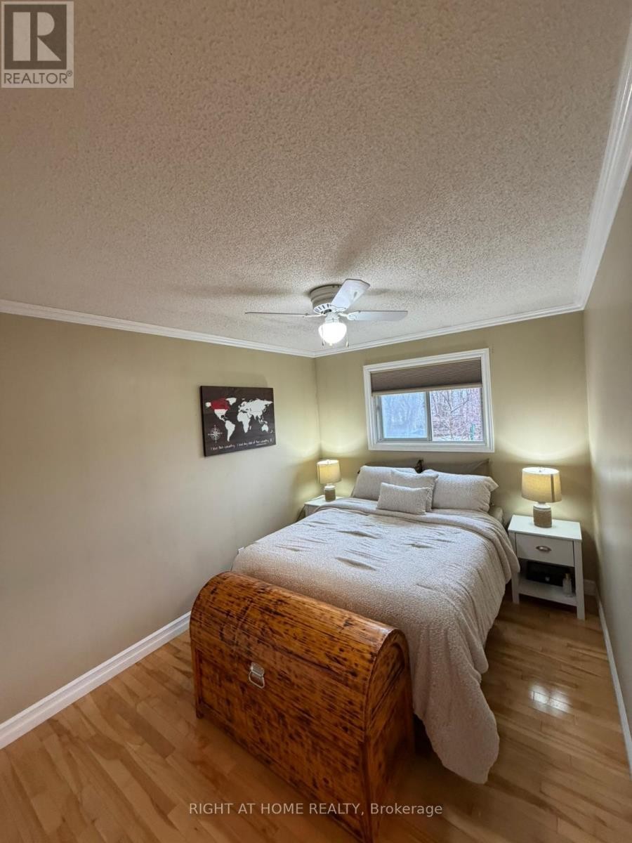 












786 8TH STREET E

,
Owen Sound,




Ontario
N4K1L9

