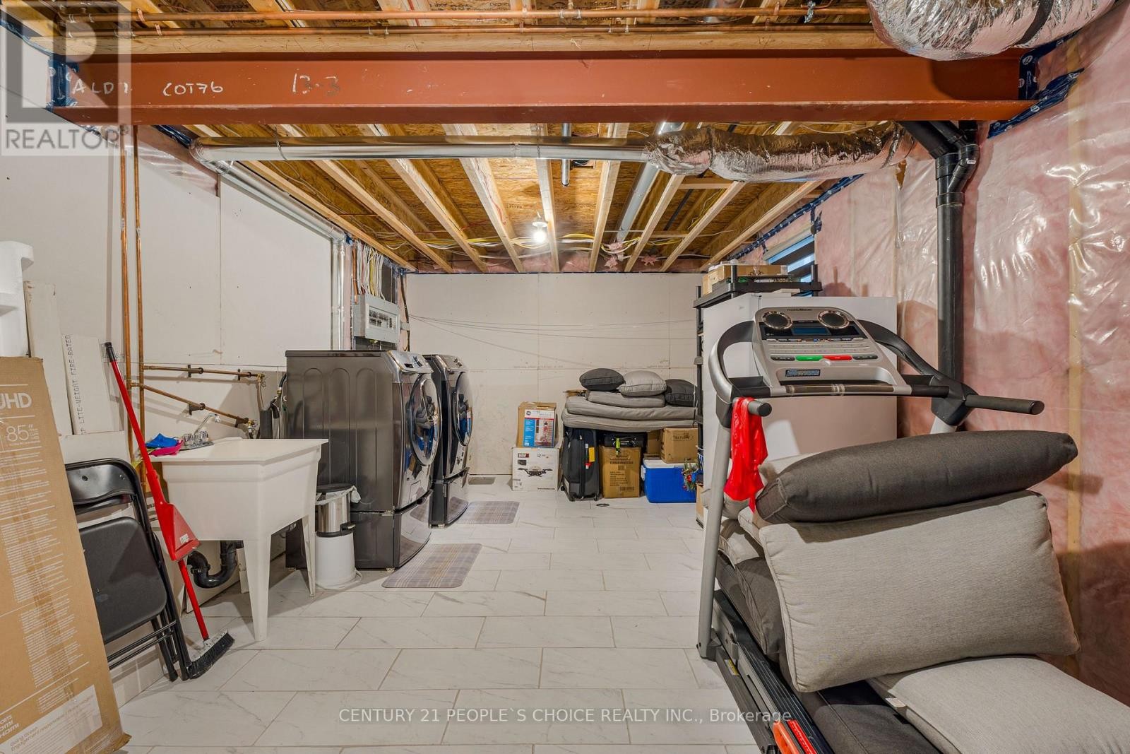 












5 SECORD STREET

,
Thorold (Hurricane/Merrittville),




Ontario
L2V0E9

