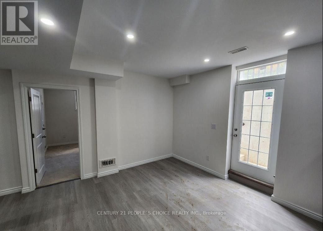












BSMT - 456 TWIN LEAF STREET

,
Waterloo,




Ontario
N2V0B7

