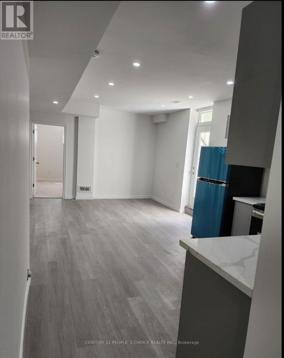 












BSMT - 456 TWIN LEAF STREET

,
Waterloo,




Ontario
N2V0B7

