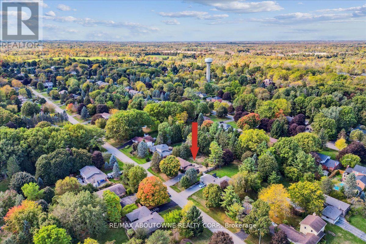 












25 BANNISDALE WAY

,
Hamilton (Carlisle),




Ontario
L0R1H2

