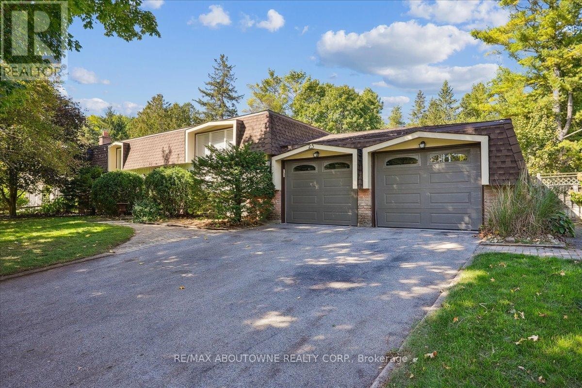












25 BANNISDALE WAY

,
Hamilton (Carlisle),




Ontario
L0R1H2

