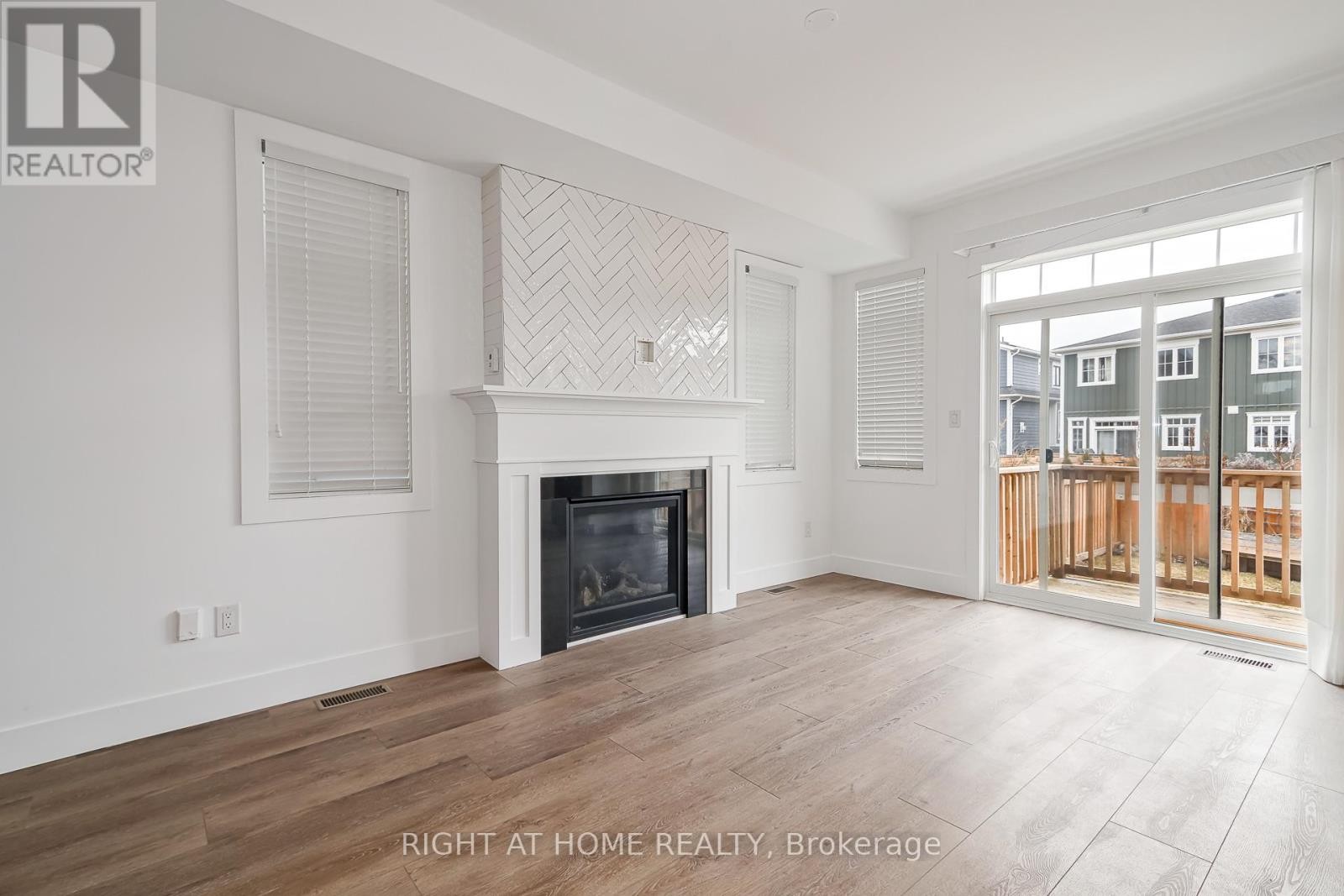 












181 COURTLAND STREET

,
Blue Mountains,




Ontario
L5N4V7

