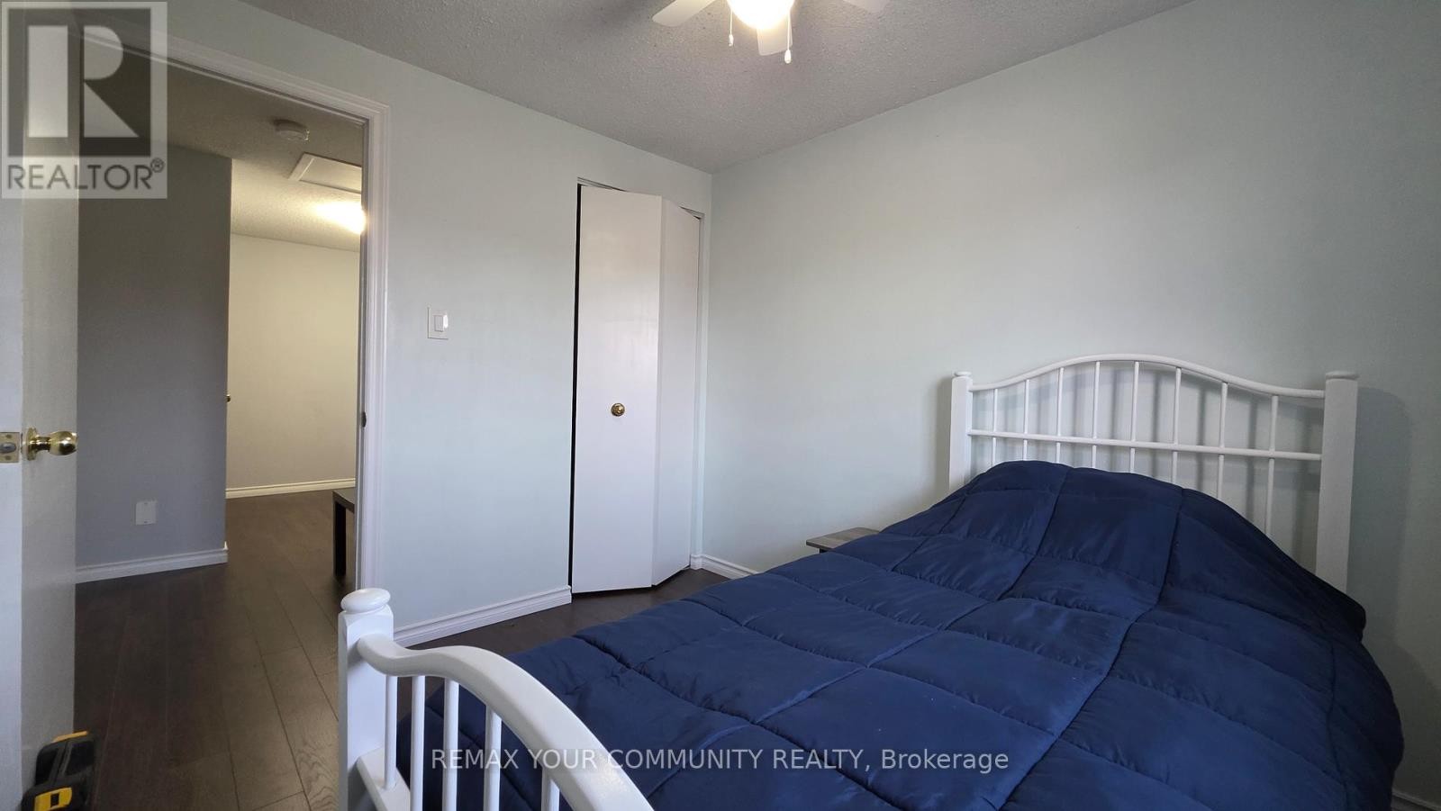 












19 - 210 HIGHLAND CRESCENT

,
Kitchener,




Ontario
N2M5H7

