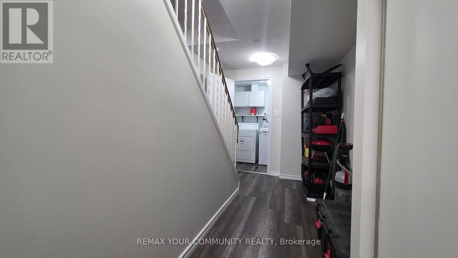












19 - 210 HIGHLAND CRESCENT

,
Kitchener,




Ontario
N2M5H7

