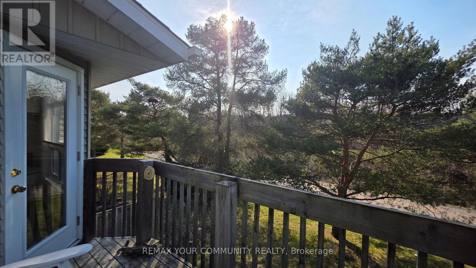 












19 - 210 HIGHLAND CRESCENT

,
Kitchener,




Ontario
N2M5H7

