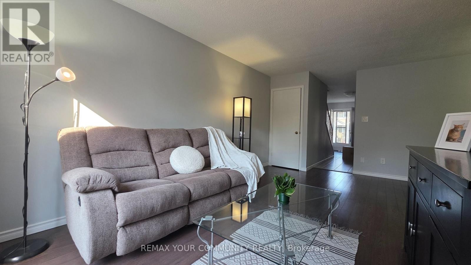 












19 - 210 HIGHLAND CRESCENT

,
Kitchener,




Ontario
N2M5H7

