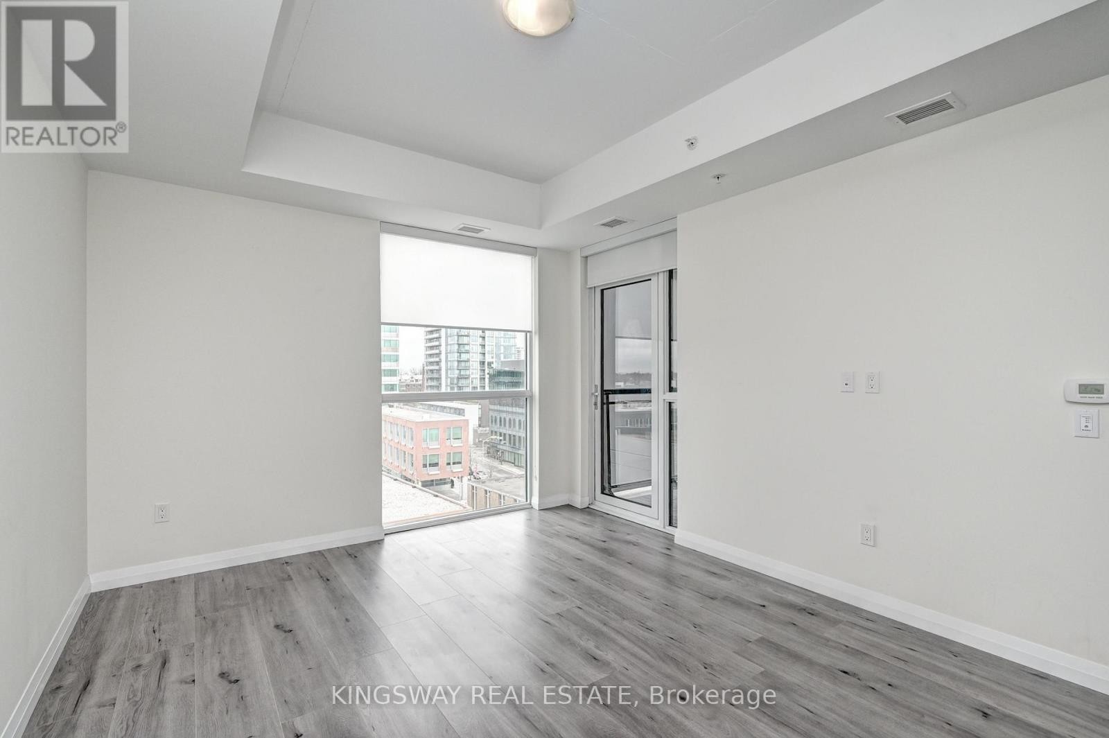 












801 - 60 CHARLES STREET W

,
Kitchener,




Ontario
N2G0C9

