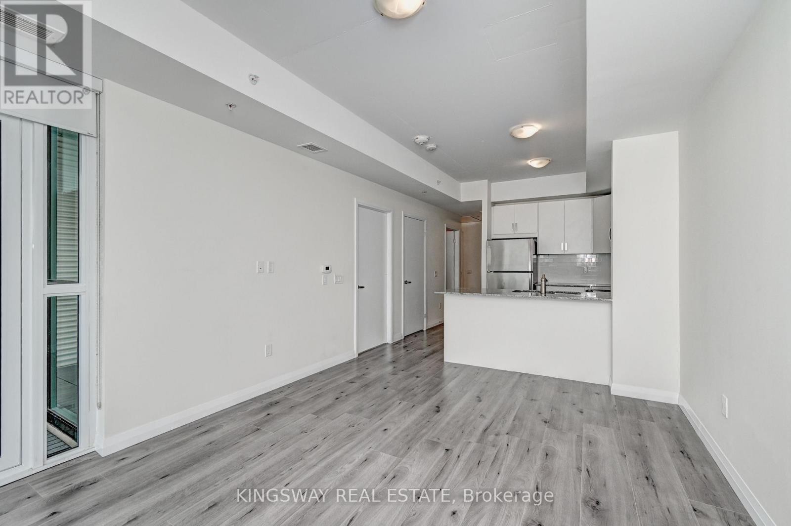 












801 - 60 CHARLES STREET W

,
Kitchener,




Ontario
N2G0C9

