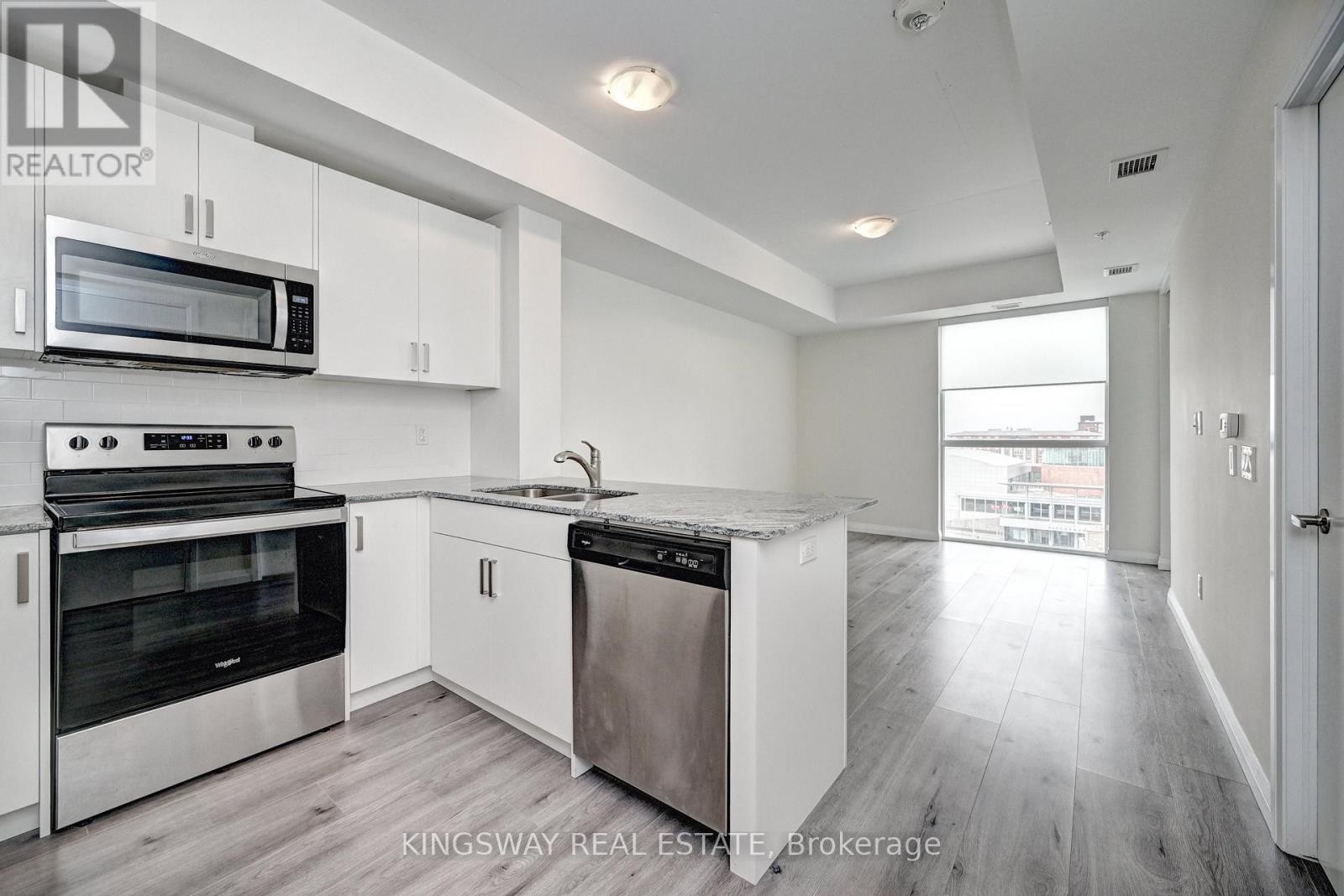 












801 - 60 CHARLES STREET W

,
Kitchener,




Ontario
N2G0C9


