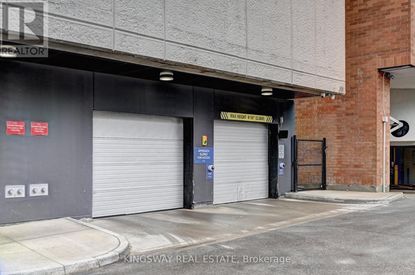 












801 - 60 CHARLES STREET W

,
Kitchener,




Ontario
N2G0C9


