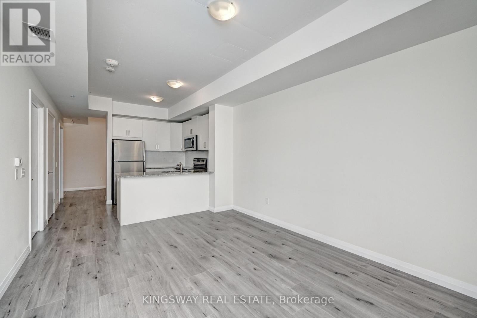












801 - 60 CHARLES STREET W

,
Kitchener,




Ontario
N2G0C9

