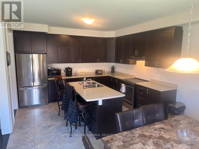 












124 FINGLAND CRESCENT

,
Hamilton (Waterdown),




Ontario
L8B0S7


