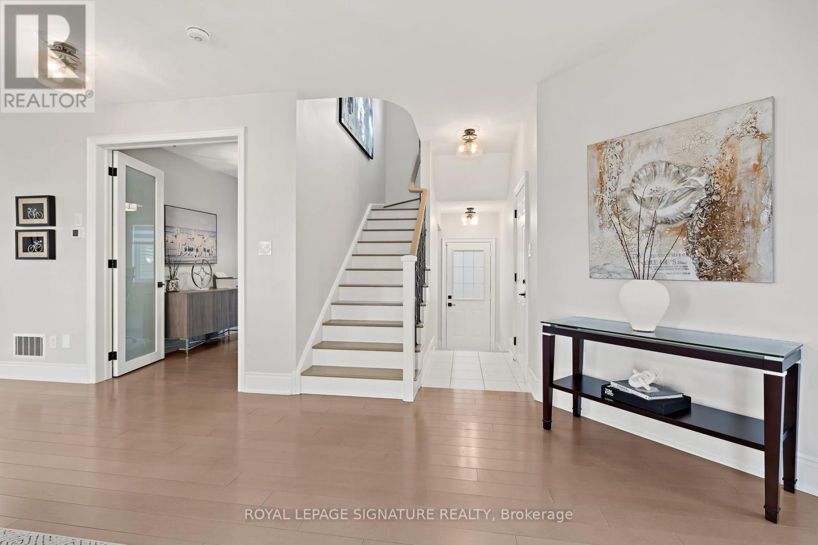 












737 GILMOUR CRESCENT

,
Shelburne,




Ontario
L9V3X2

