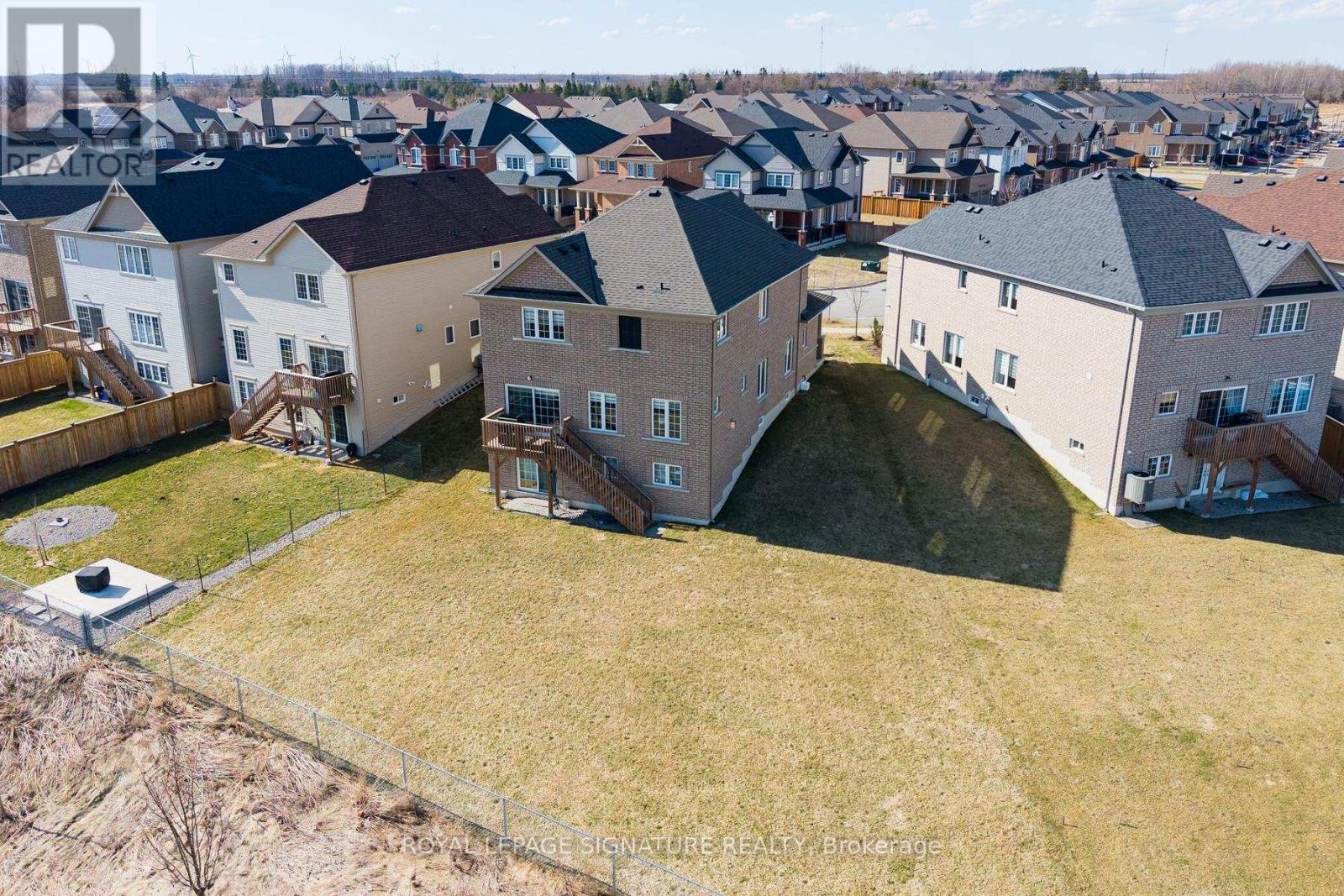 












737 GILMOUR CRESCENT

,
Shelburne,




Ontario
L9V3X2

