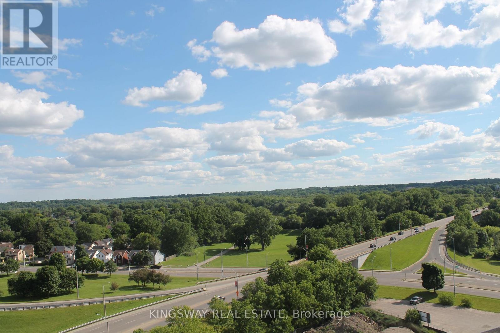 












1212 - 33 ERIE AVE AVENUE

,
Brantford,




Ontario
N3S2E7

