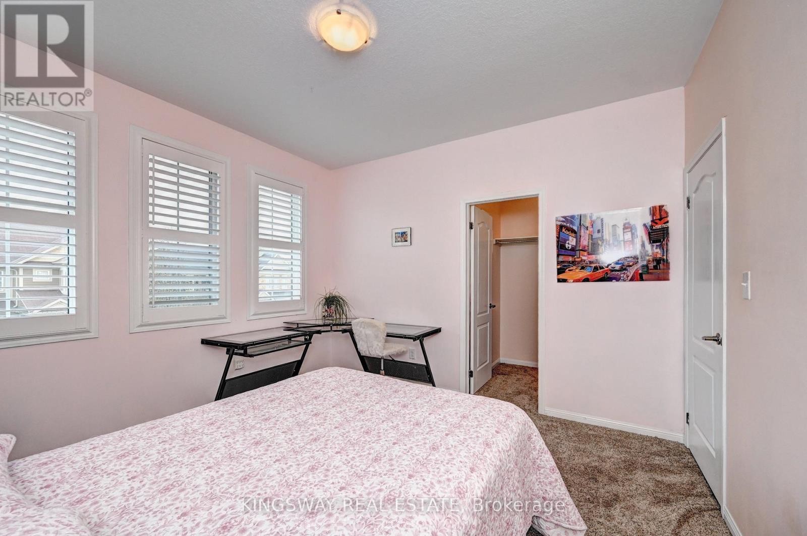 












48 OSGOODE STREET

,
Cambridge,




Ontario
N3C0E8

