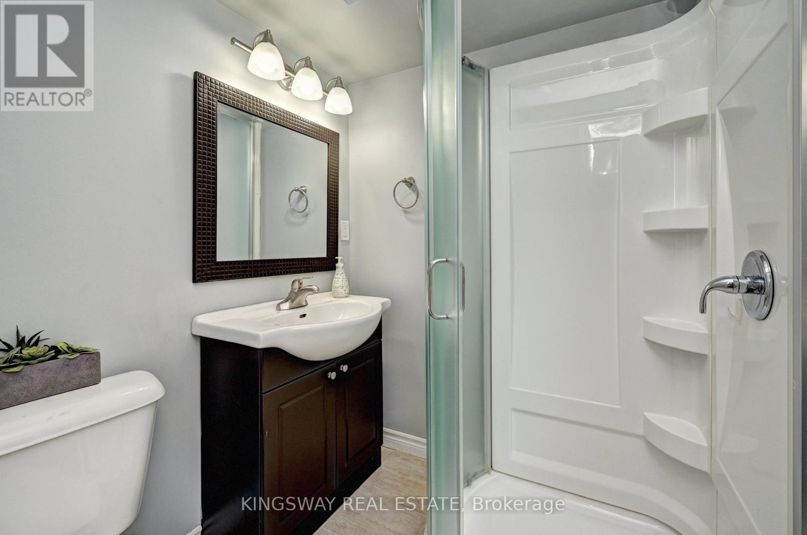 












48 OSGOODE STREET

,
Cambridge,




Ontario
N3C0E8

