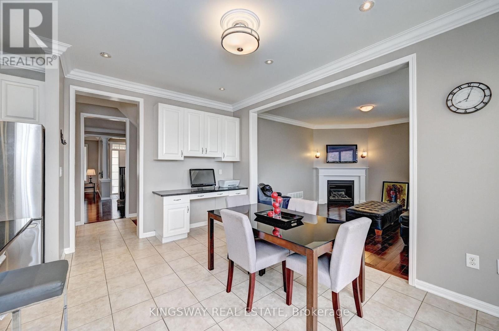 












48 OSGOODE STREET

,
Cambridge,




Ontario
N3C0E8

