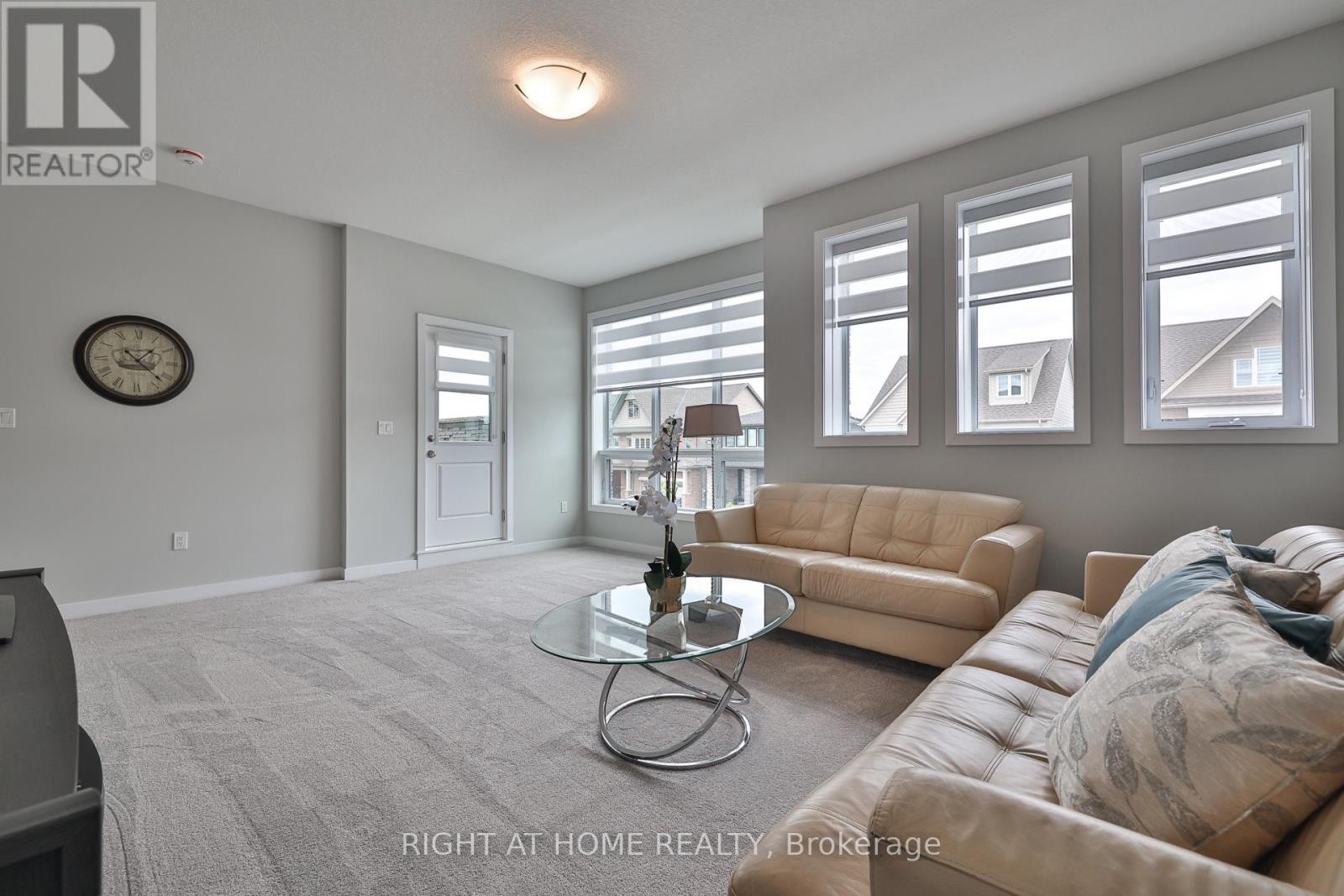 












8 RYDER AVENUE

,
Guelph (Kortright West),




Ontario
N1G4V5

