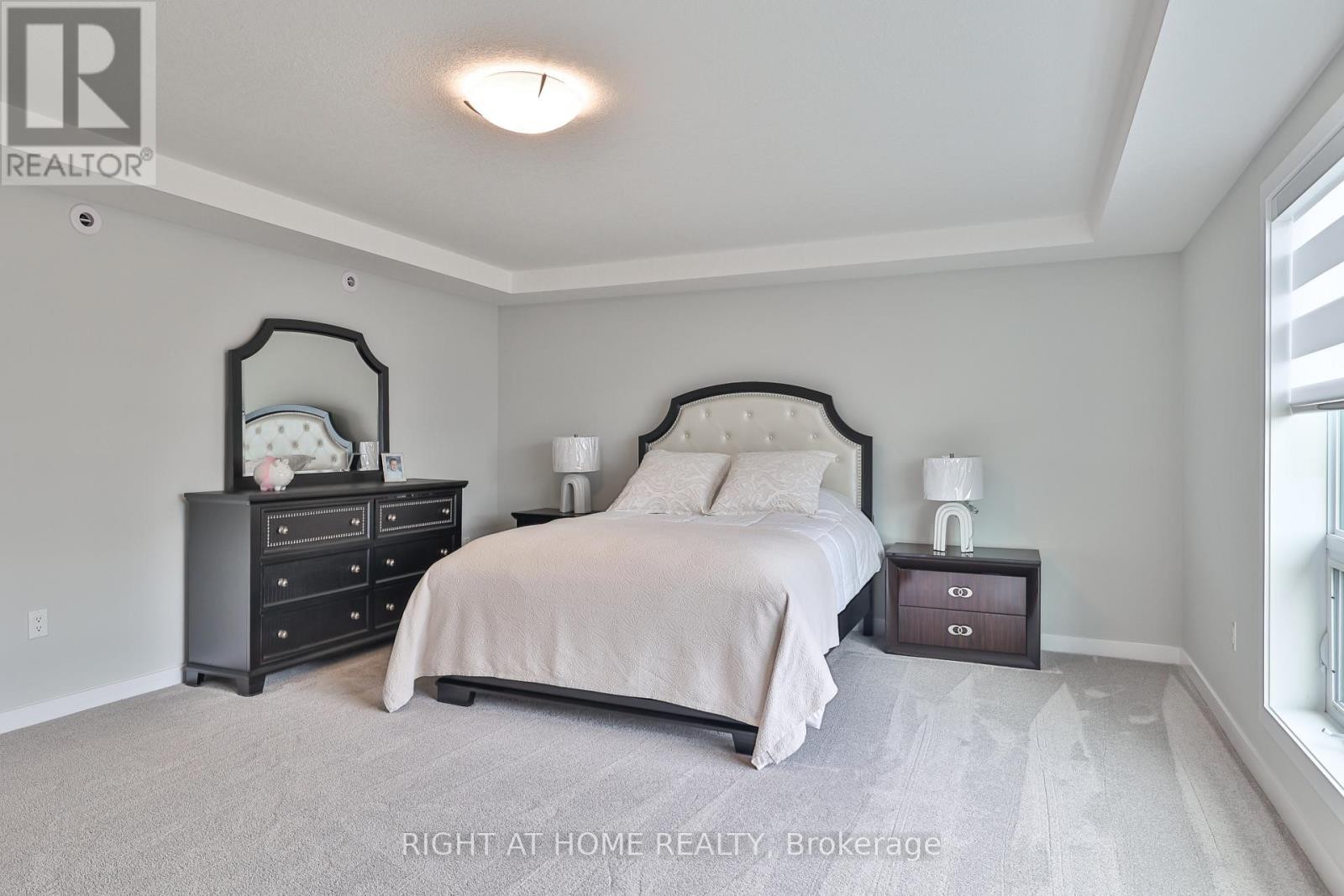 












8 RYDER AVENUE

,
Guelph (Kortright West),




Ontario
N1G4V5

