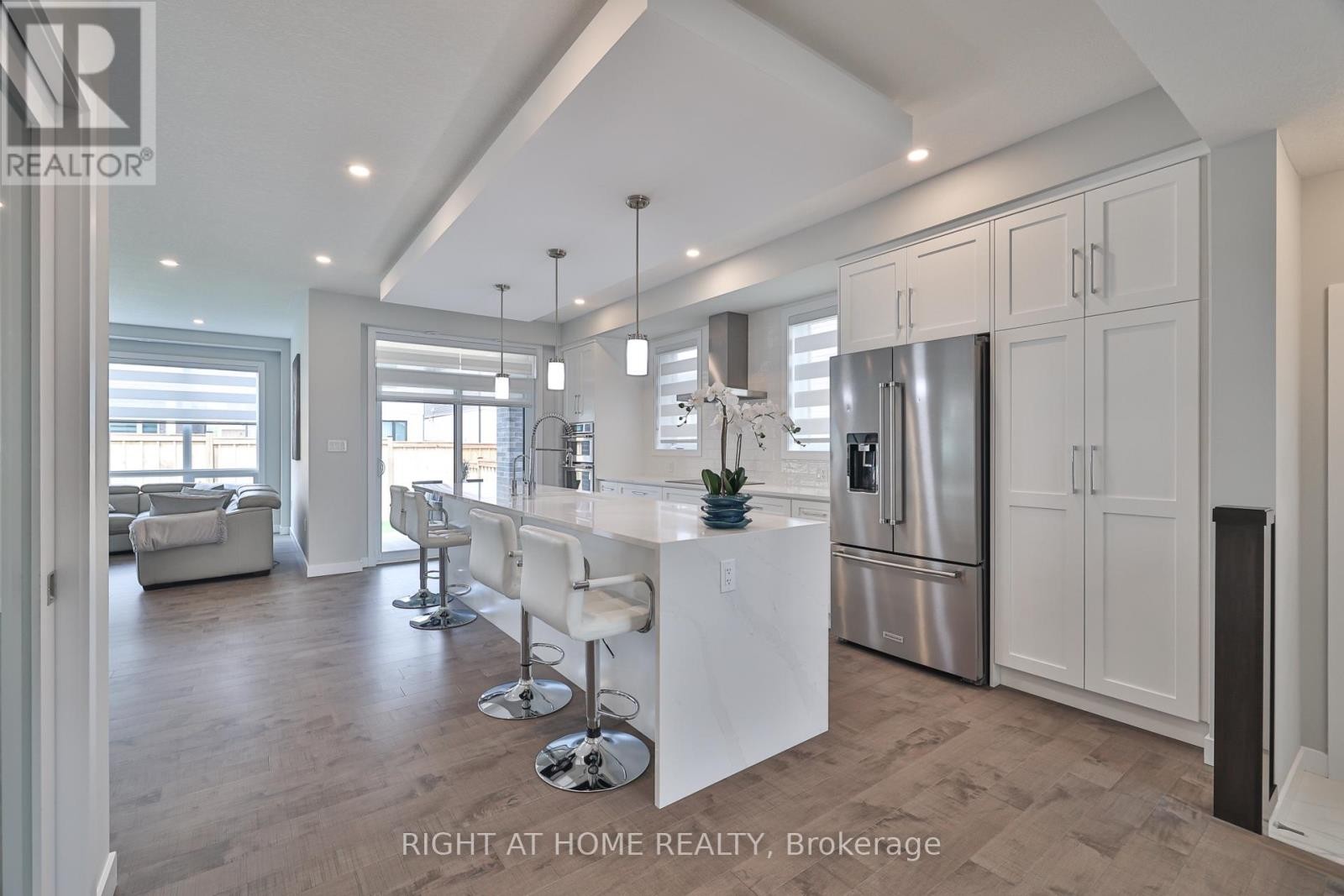 












8 RYDER AVENUE

,
Guelph (Kortright West),




Ontario
N1G4V5

