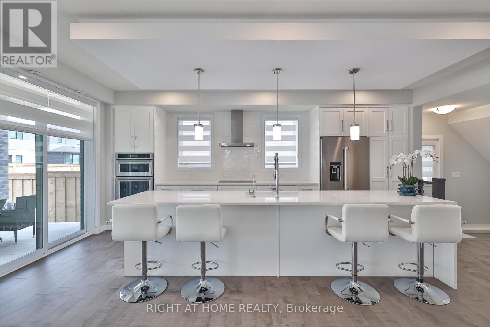 












8 RYDER AVENUE

,
Guelph (Kortright West),




Ontario
N1G4V5

