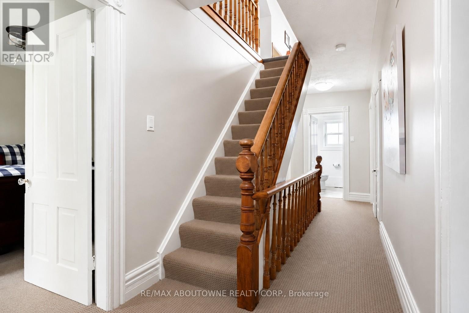 












674217 HURONTARIO STREET

,
Mono,




Ontario
L9W5R9

