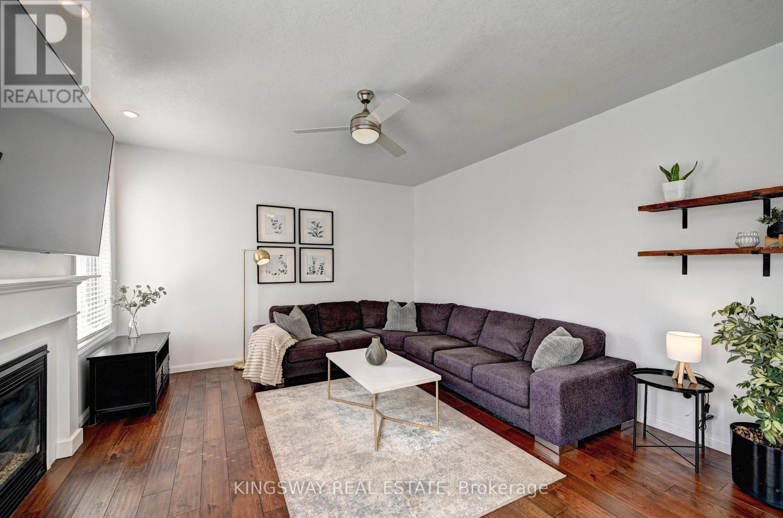 












222 BALDWIN DRIVE

,
Cambridge,




Ontario
N3C0B3

